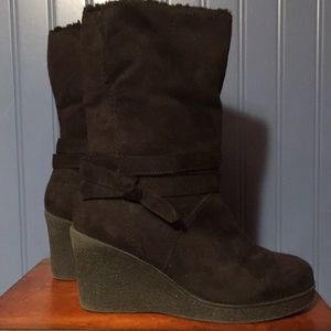 Black faux suede wedge boot.